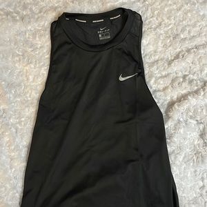 Women’s Nike Running Tank Top, Size M color Black